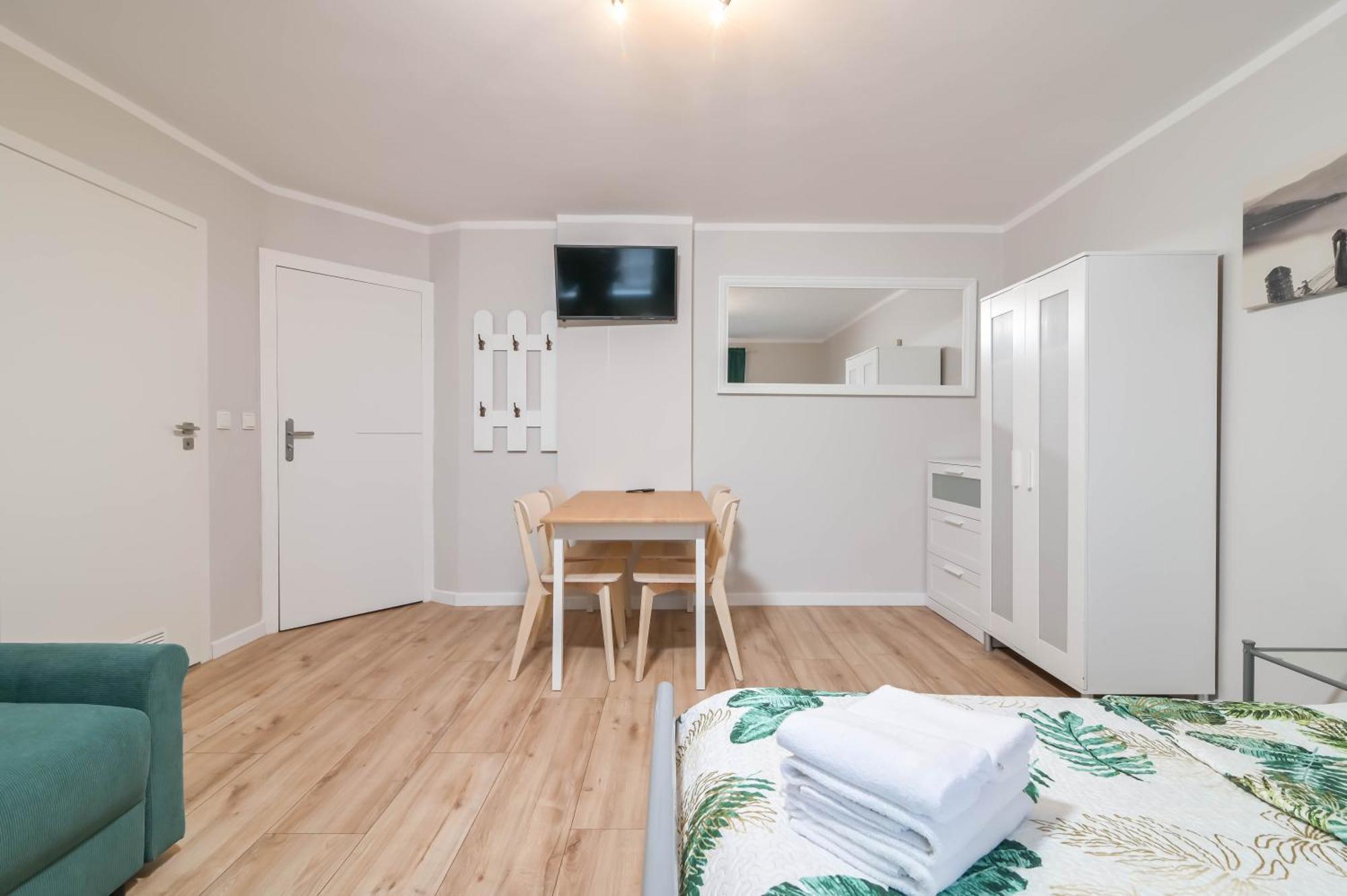 Willa Ltc Apartments Orlowo Гдиня Екстер'єр фото